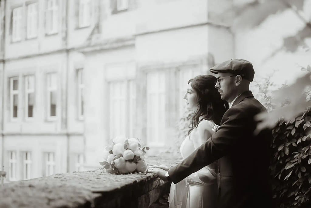 Hochzeitsshooting im Schloss Detmold Brautpaar heiratet in einem Märchenschloss (18)