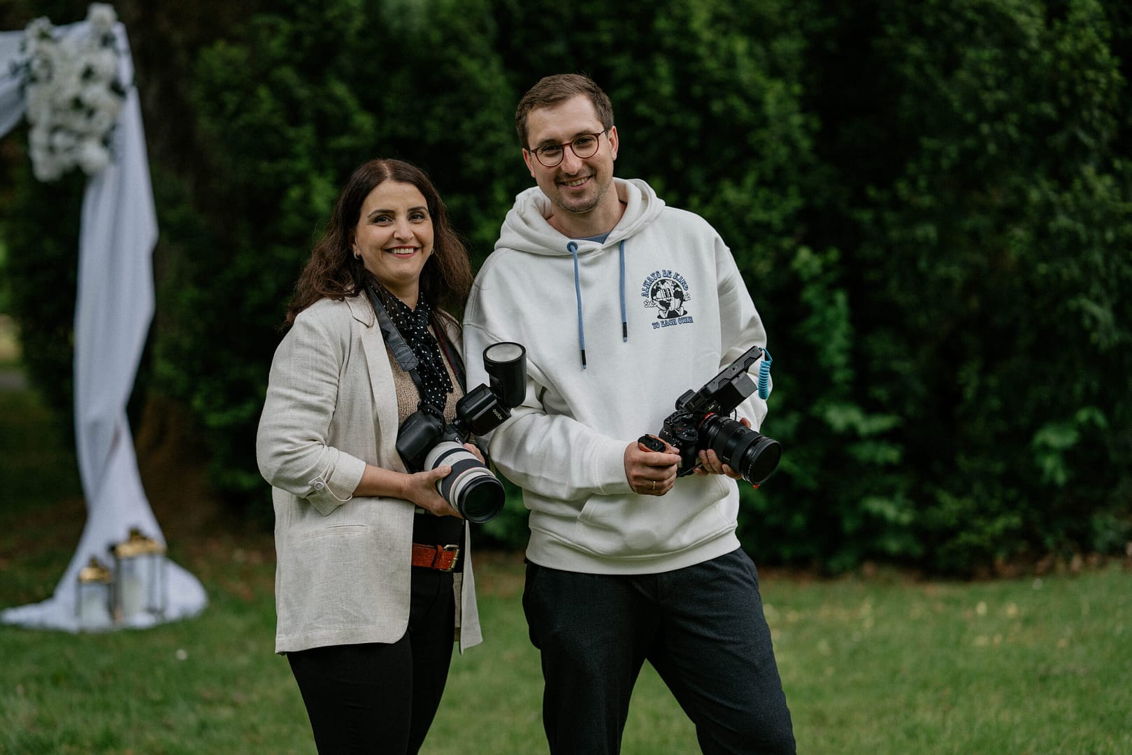 Fotografin Fatme von liebevollefotos und Maurice Semsroth aus Osnabrueck Videograf