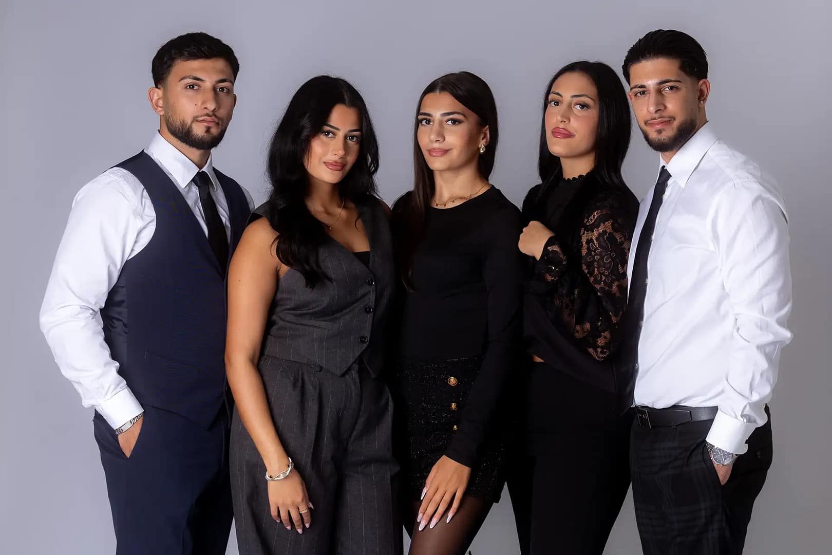 Geschwisterbild im Fotostudio Bielefeld liebevollefotos