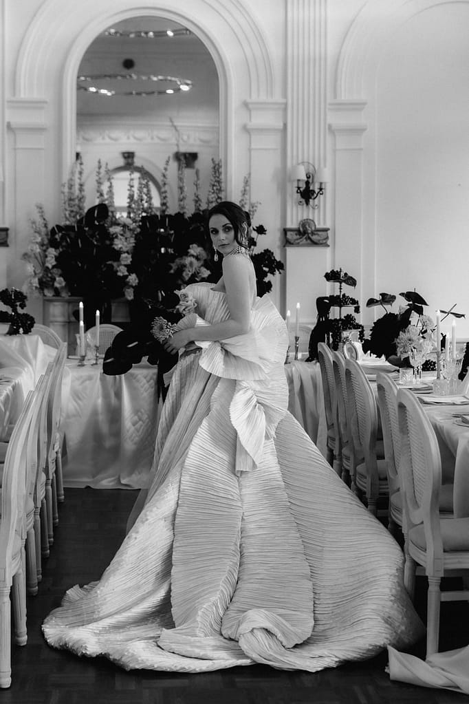 Braut in der Hochzeitslokation Herrford