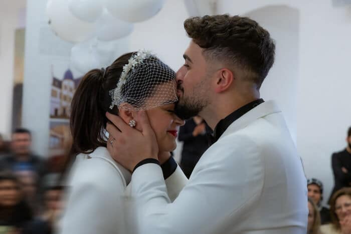 Brautpaare beim Standesamt Schloss Neuhaus